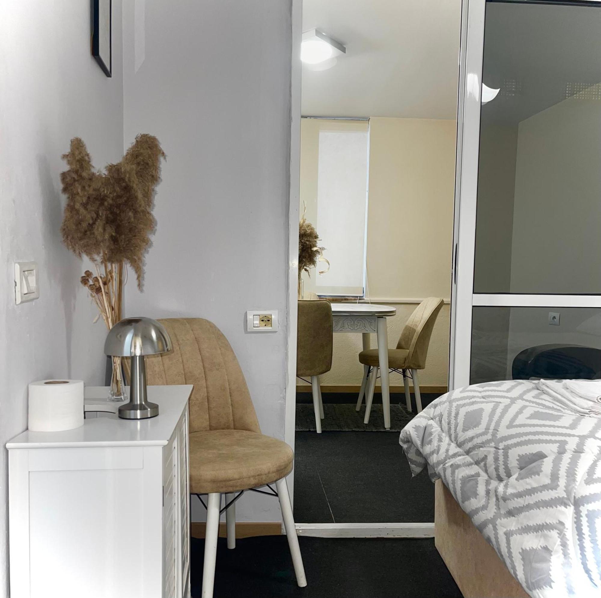 Citynest Apartments, 3-Minute Walk From The Skanderbeg Square Tirana Exterior foto